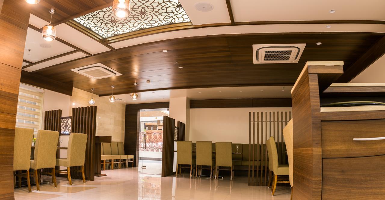 Hotel Grand Rio Nashik Esterno foto